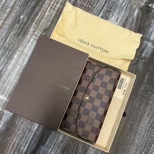 Louis Vuitton Emilie Wallet